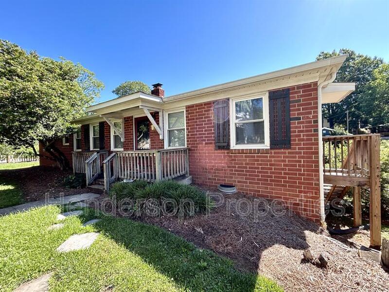 Charlotte Condo: 1526 Landis Ave