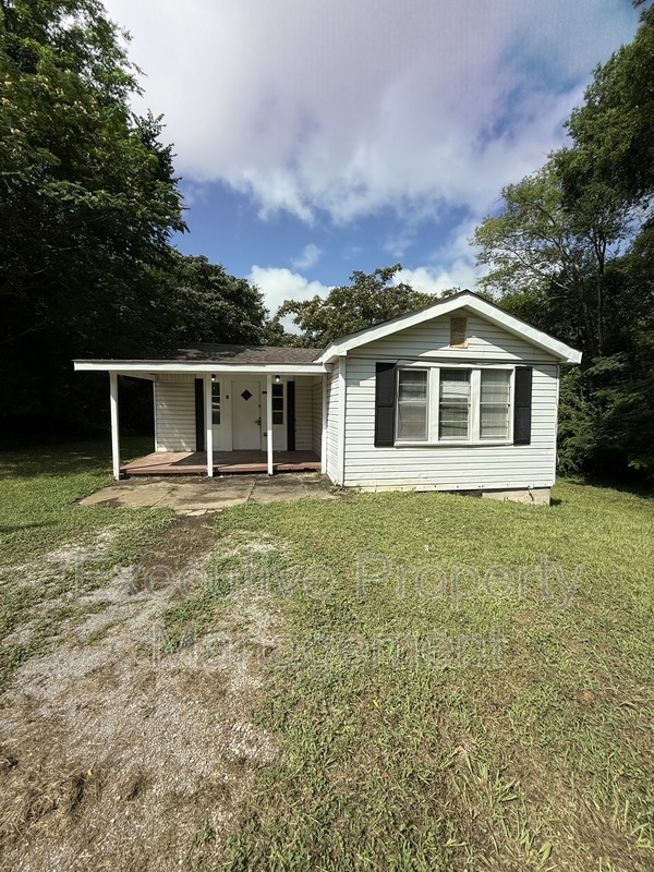 Adamsville House: 5317 Adams Avenue