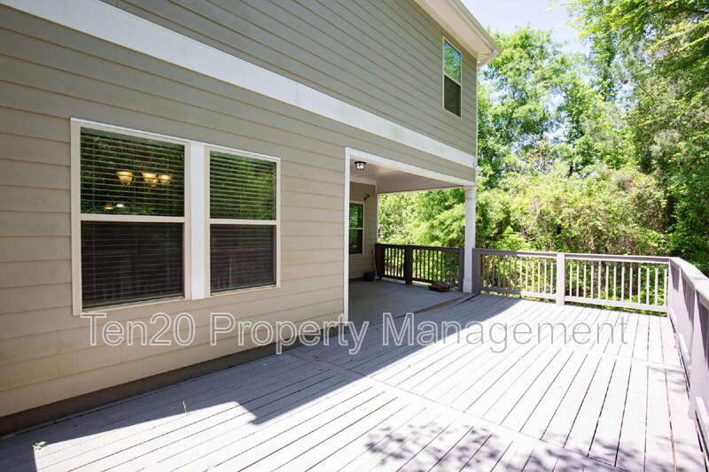 Columbus House: 7272 Sorrel Dr