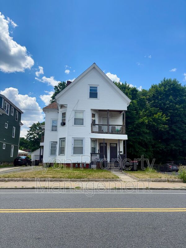 Brockton Condo: 1225-1227 Warren Ave