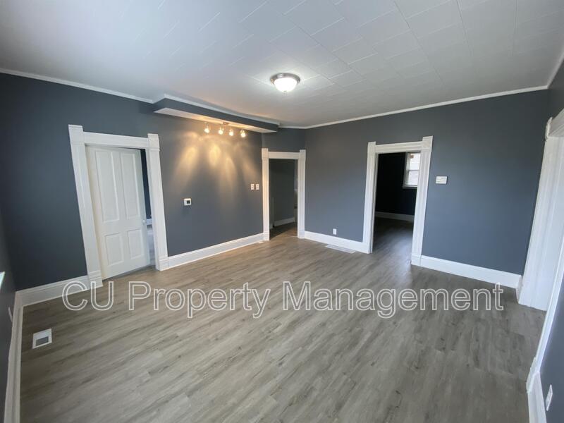 Champaign House: 1601 McKinley