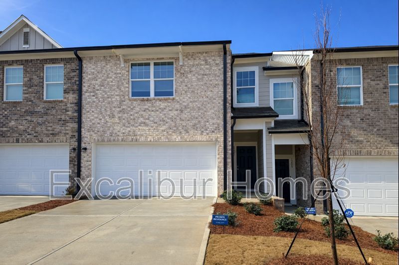 McDonough House: 1205 Fagiolo Street