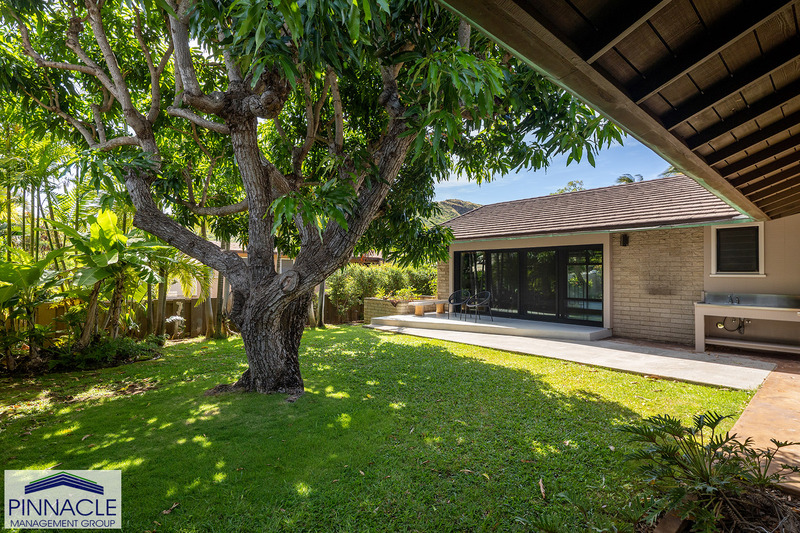 Honolulu House: 4103 Kahala Ave