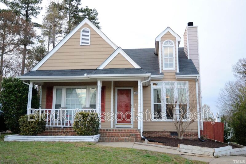 Raleigh House: 4125 Cobble Ct