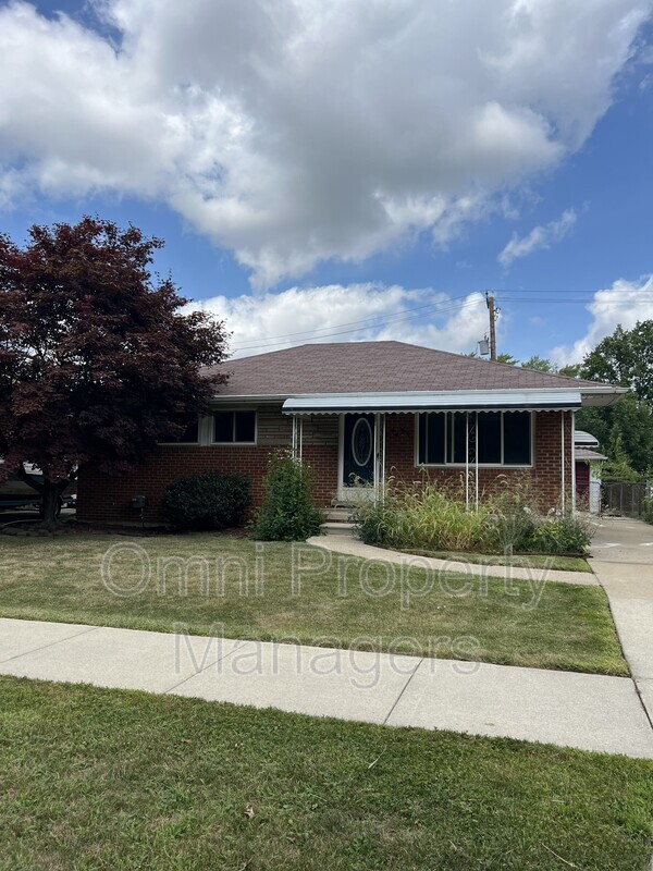 Eastpointe House: 19431 Stephens Rd