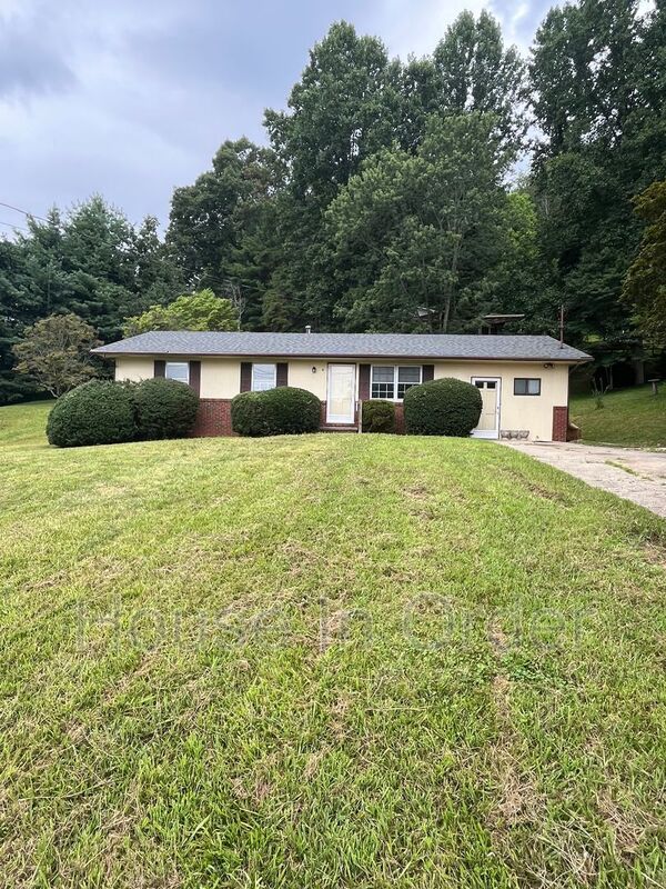 Asheville House: 4 Westwood Drive