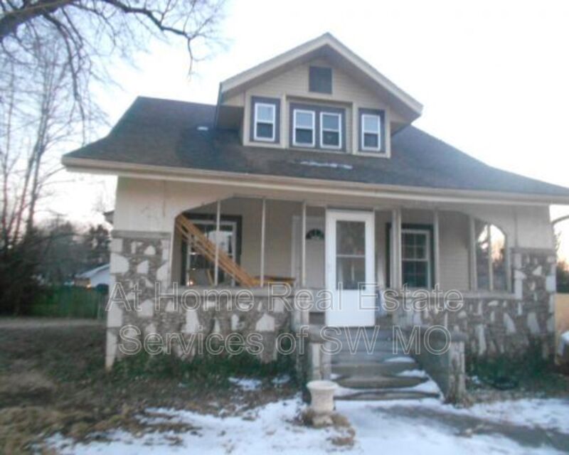 Springfield House: 400 W Ildereen