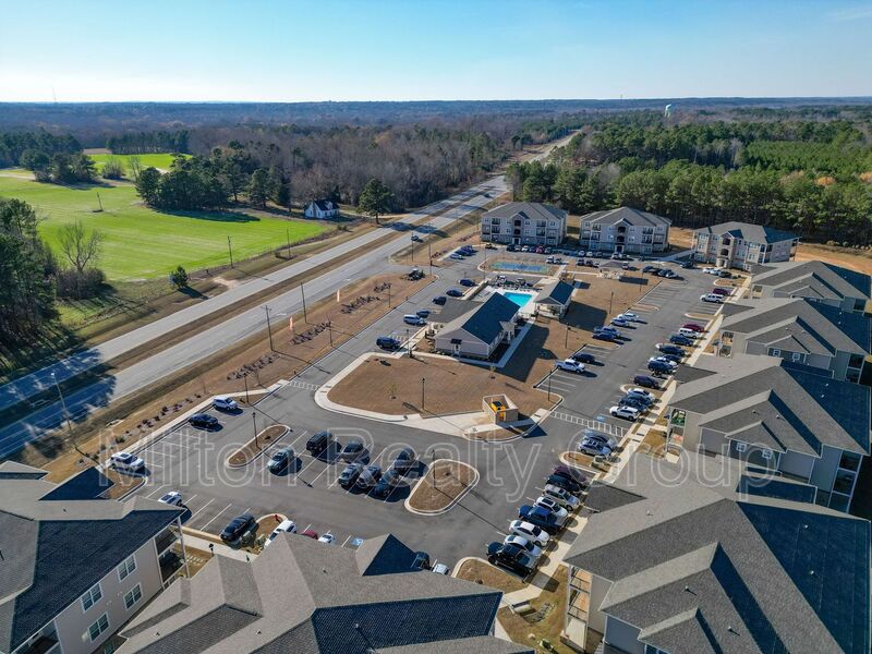 Lillington Condo: 210 Grove Circle