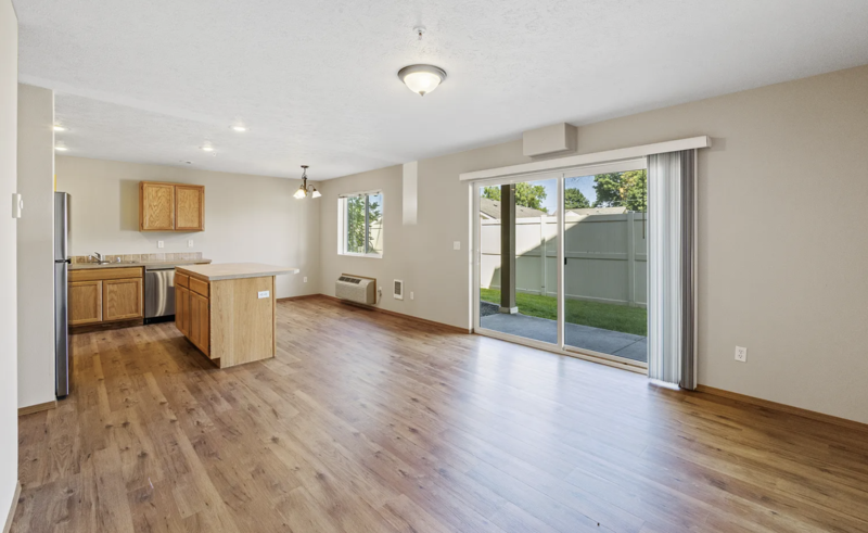Spokane Valley Condo: 403 South Eastern Road