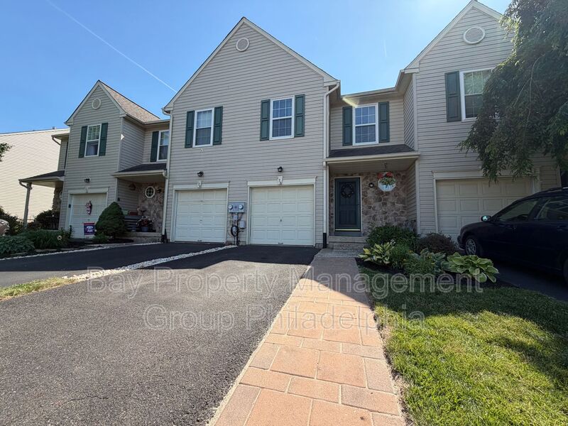 Perkasie House: 176 Strawberry Lane