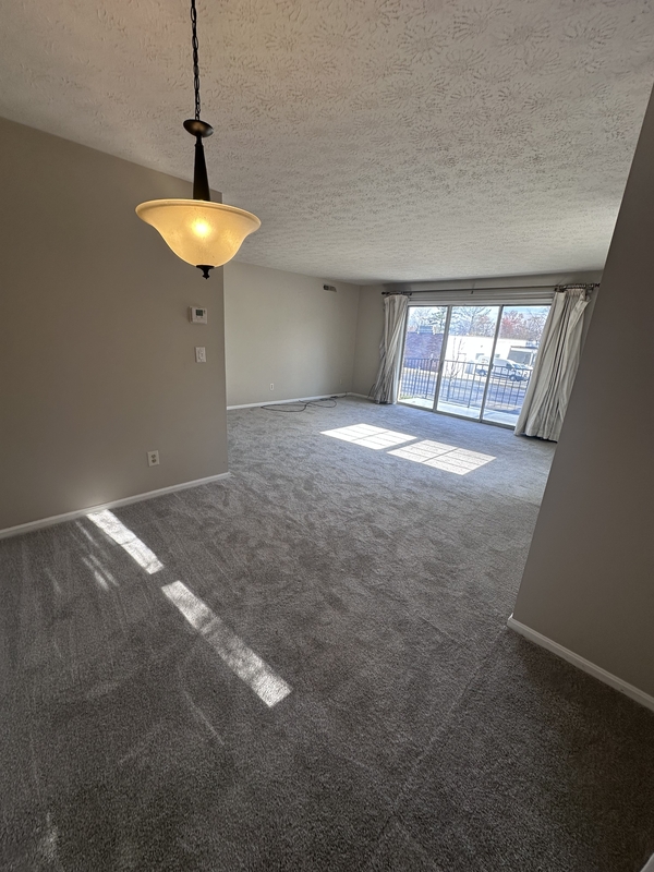 Westlake Condo: 1155 Charter Oak Lane - 202