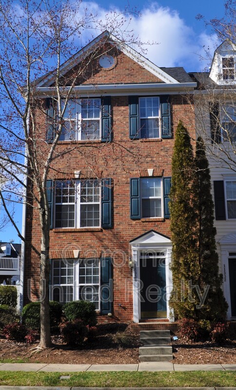 Charlotte Townhome: 11536 Destin Ln