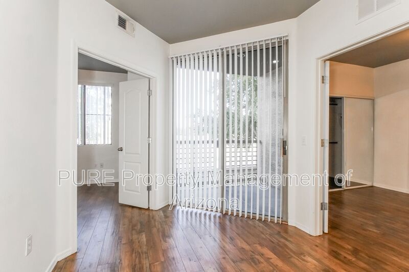 Phoenix Condo: 1701 E Colter St