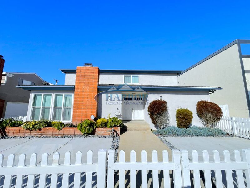 Redondo Beach Condo: 1107 Opal Street