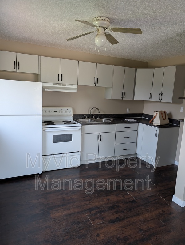 Leduc Condo: 5016 51 Avenue