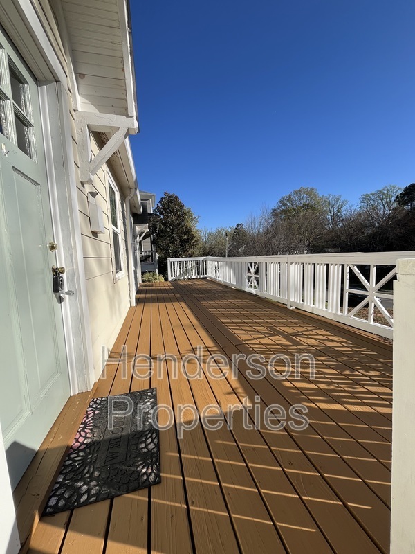 Charlotte Condo: 2109 Kenmore Avenue