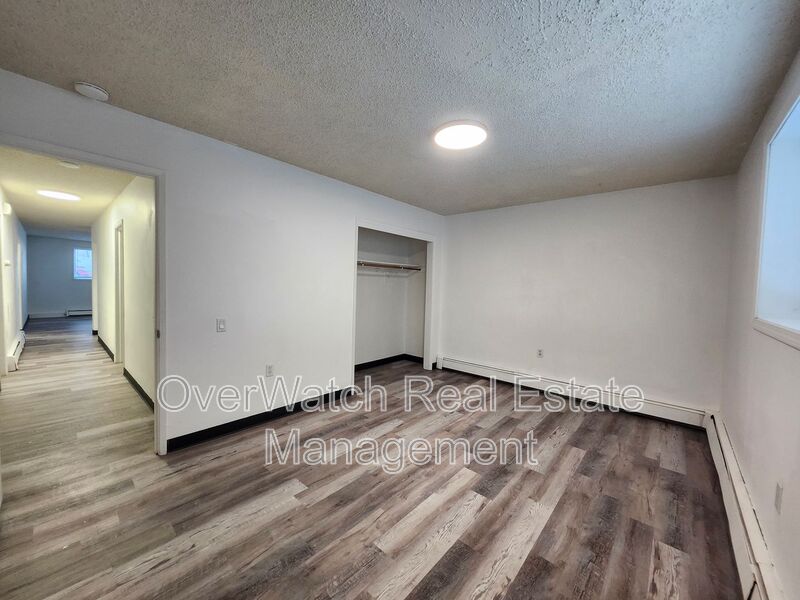 Anchorage House: 1509 W 45th Ave