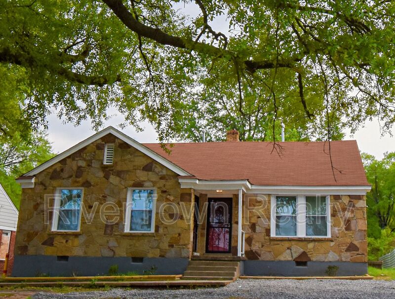 Memphis House: 3175 Jackson Ave
