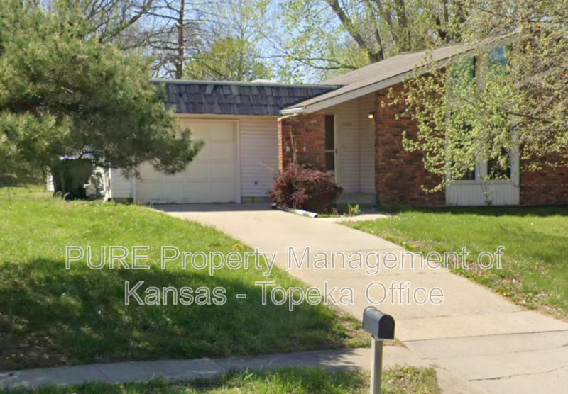 Topeka House: 2727 SW Arrowhead Rd.