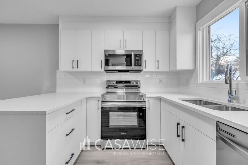 Edmonton House: 11331 126 Street Northwest