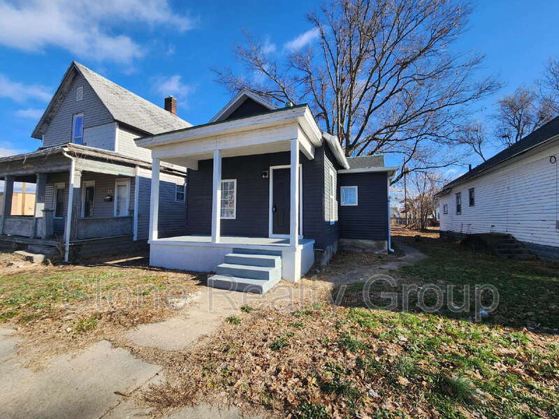 Terre Haute House: 28 S 13th 1/2 St
