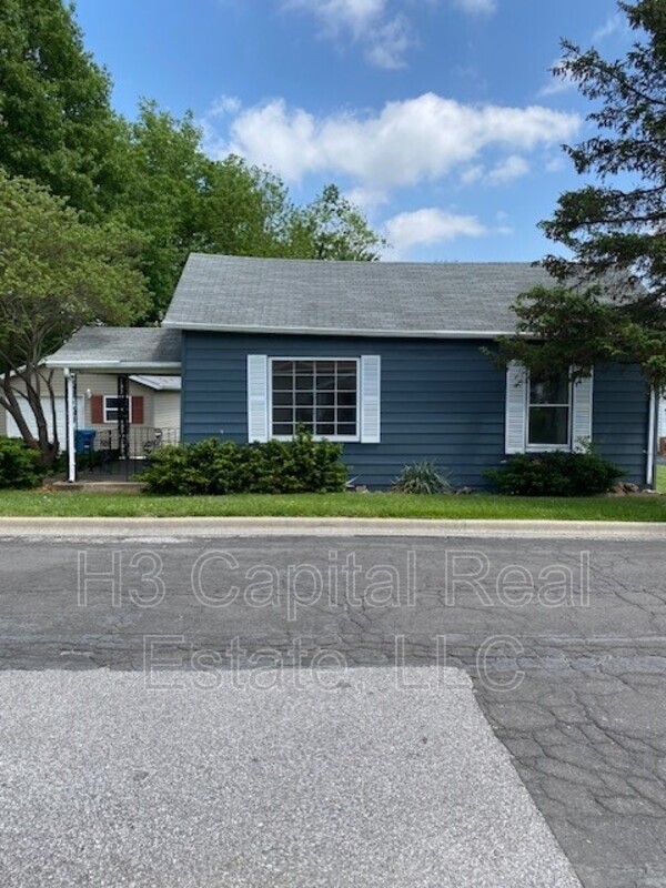 Request a Viewing for 207 Summit Avenue Tenant Turner