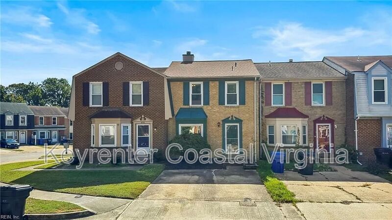 Virginia Beach Townhome: 4640 Merrimac Lane