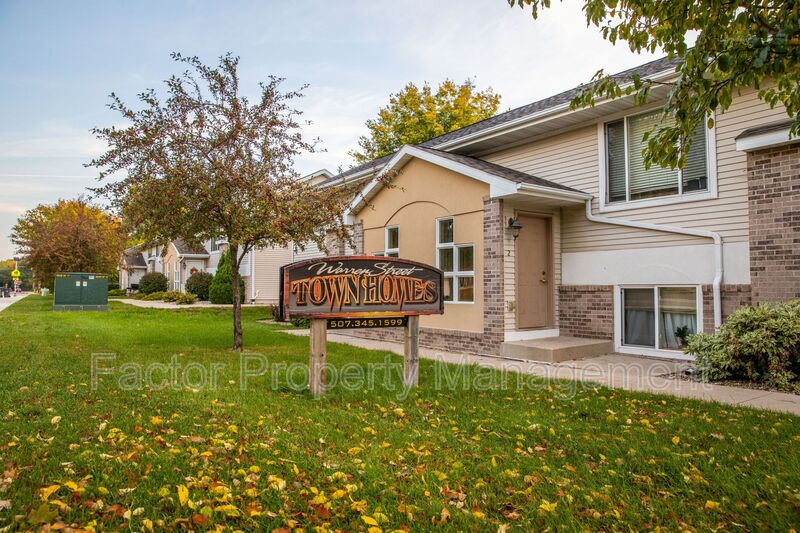 Mankato Condo: 1316 Warren St.