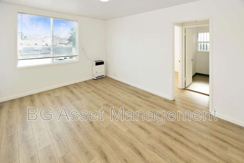 Oakland Condo: 2039 MacArthur Blvd