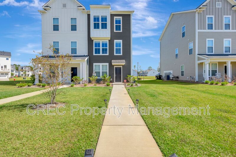 Moncks Corner House: 831 Recess Pointe Drive 40