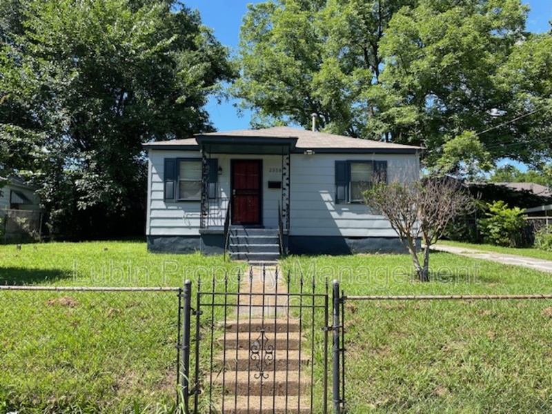Memphis House: 2358 Zanone Ave