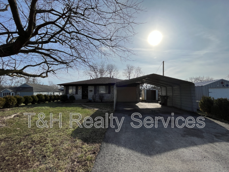 Indianapolis House: 1655 Walker Avenue