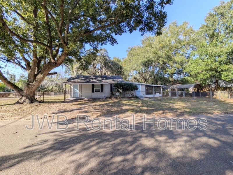 Jacksonville House: 573 55th St E