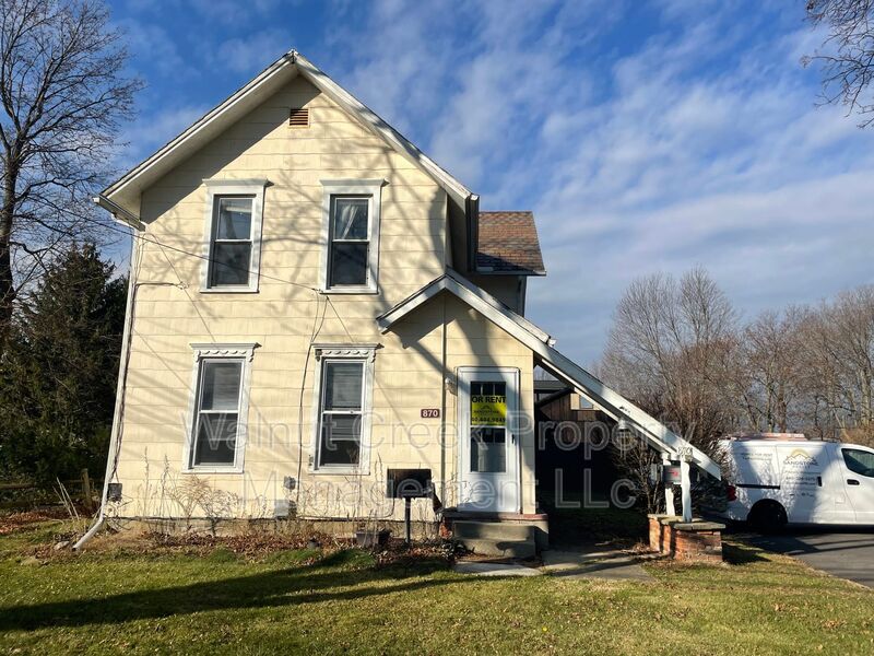 Amherst Condo: 870 S. Main Street