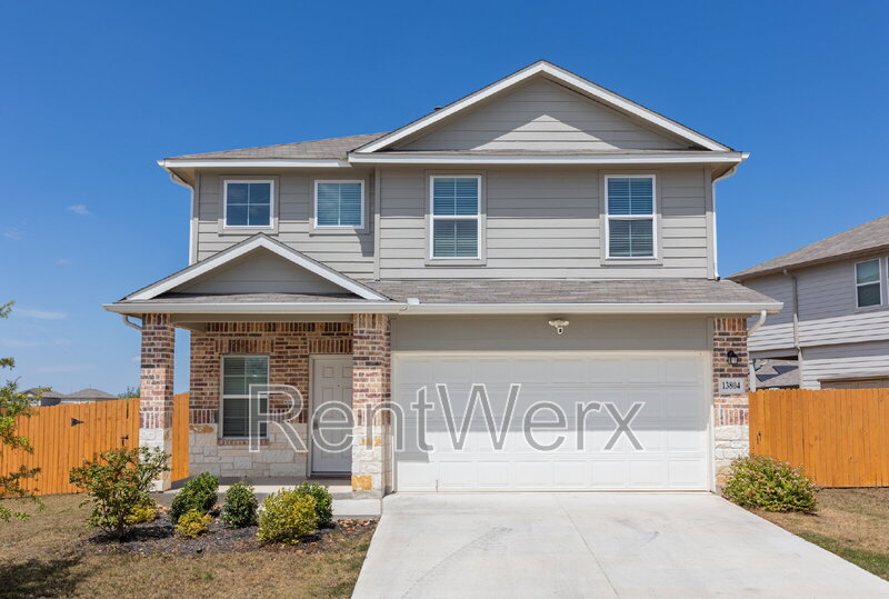 San Antonio House: 13804 Siltstone Loop