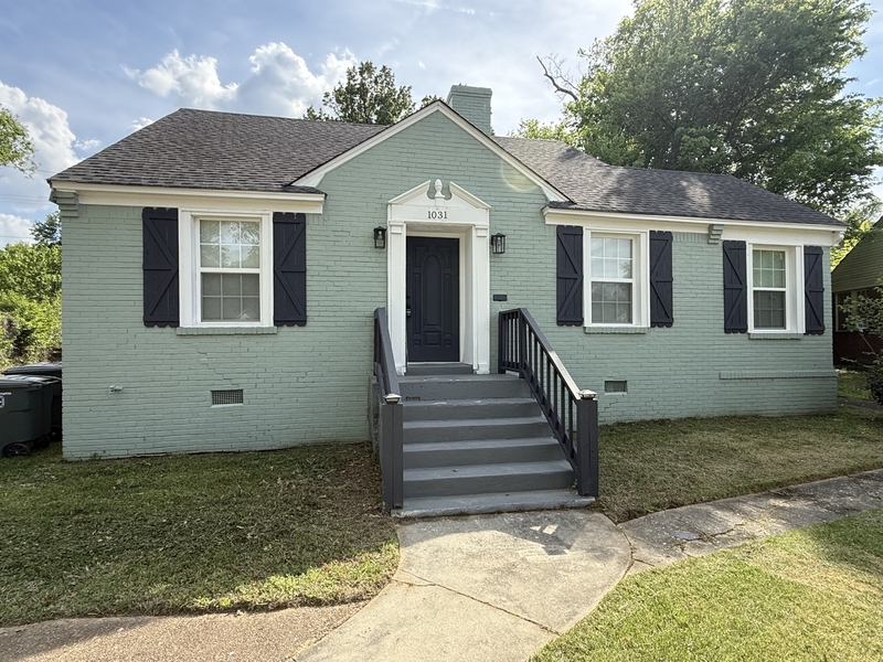 Memphis House: 1031 North Belvedere Boulevard