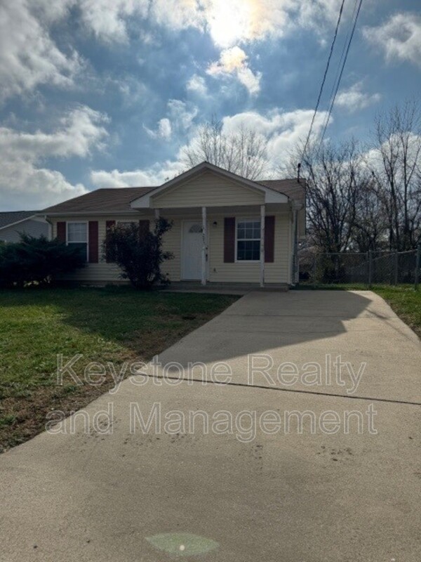 Oak Grove House: 1127 Keith Avenue