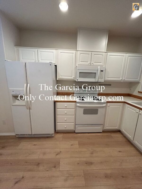 Beaverton Townhome: 16020 SW Audubon St.