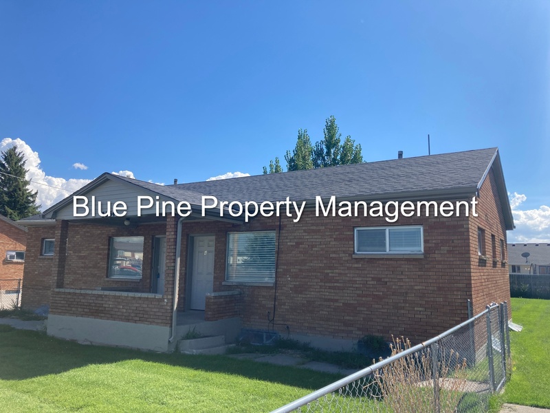 Request a Viewing for 3354 East Iona Road, Unit 8 Tenant Turner