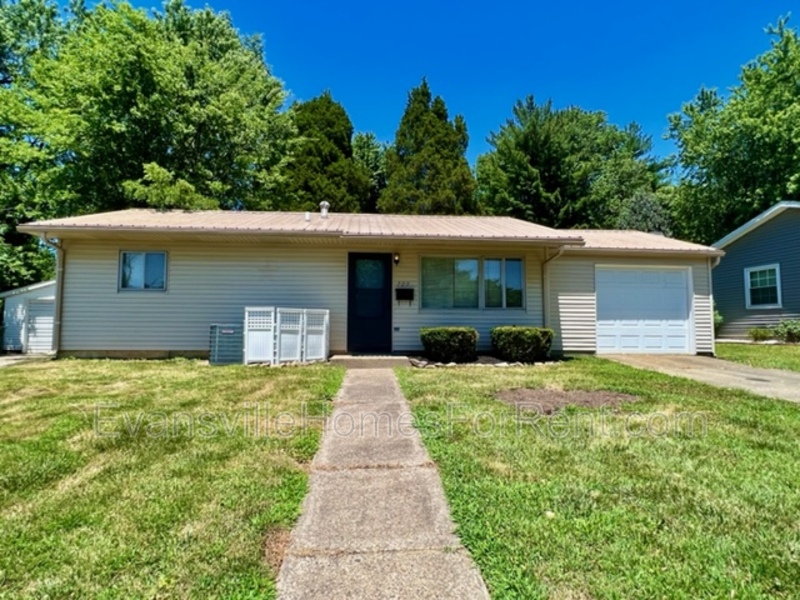 Evansville House: 709 Thornberry Drive
