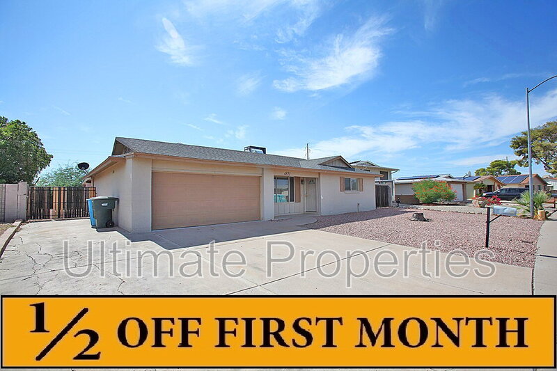 Glendale House: 4821 W Altadena Ave