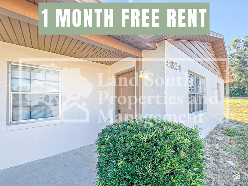 Lakeland House: 5824 Charlton Drive