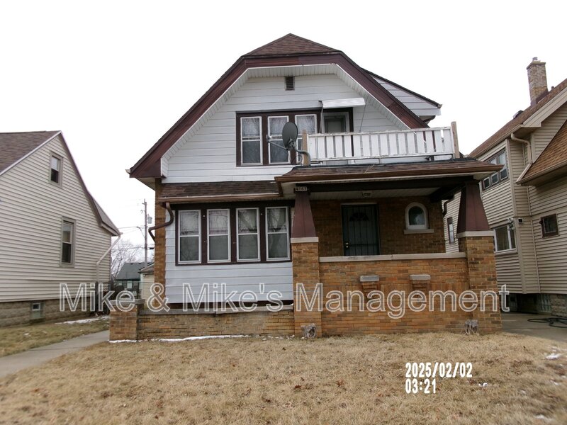 Milwaukee Condo: 4163A N 20th St