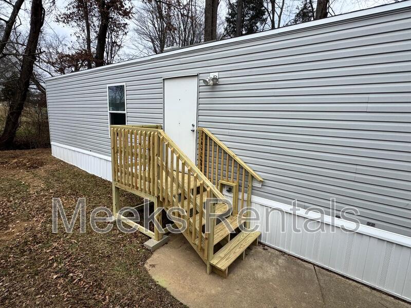 Scott Depot House: 73 Riddle Mobile Home Park