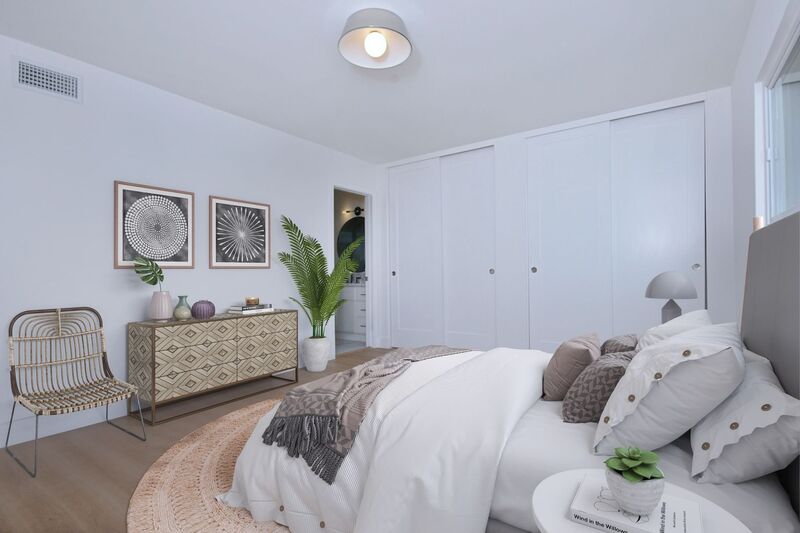 Santa Monica Condo: 834 4Th Street