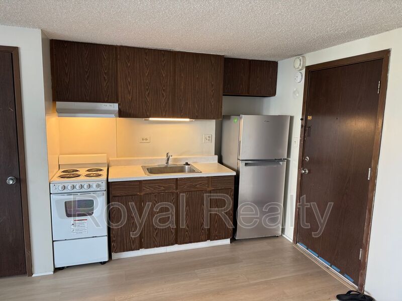 Honolulu Condo: 824 Kinau St