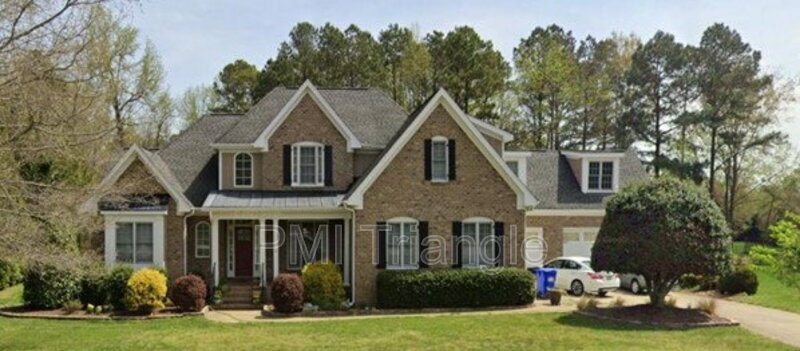Raleigh House: 3705 Westbury Lake Dr