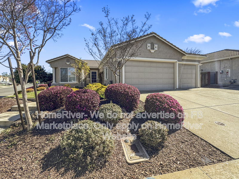 Lincoln House: 1997 Butterfield Ln