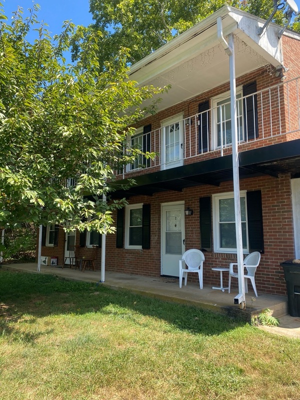 Buchanan Condo: 30 Culpepper Avenue - 3