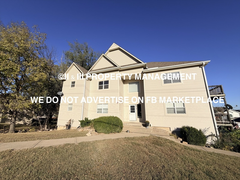 De Soto Condo: 8515 Ottawa Street - 6